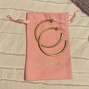 Shelia Fajl Everyone’s Favorite Hoops